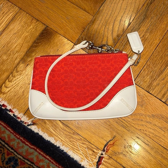 COACH - Signature Red Hobo Bag and Wristlet SET - Picture 4 of 7